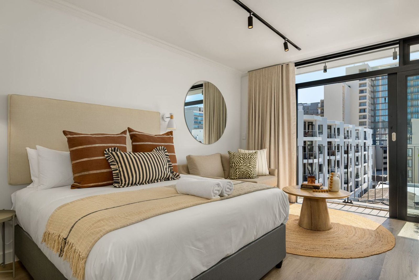 The York, Cape Town, interior view 3
