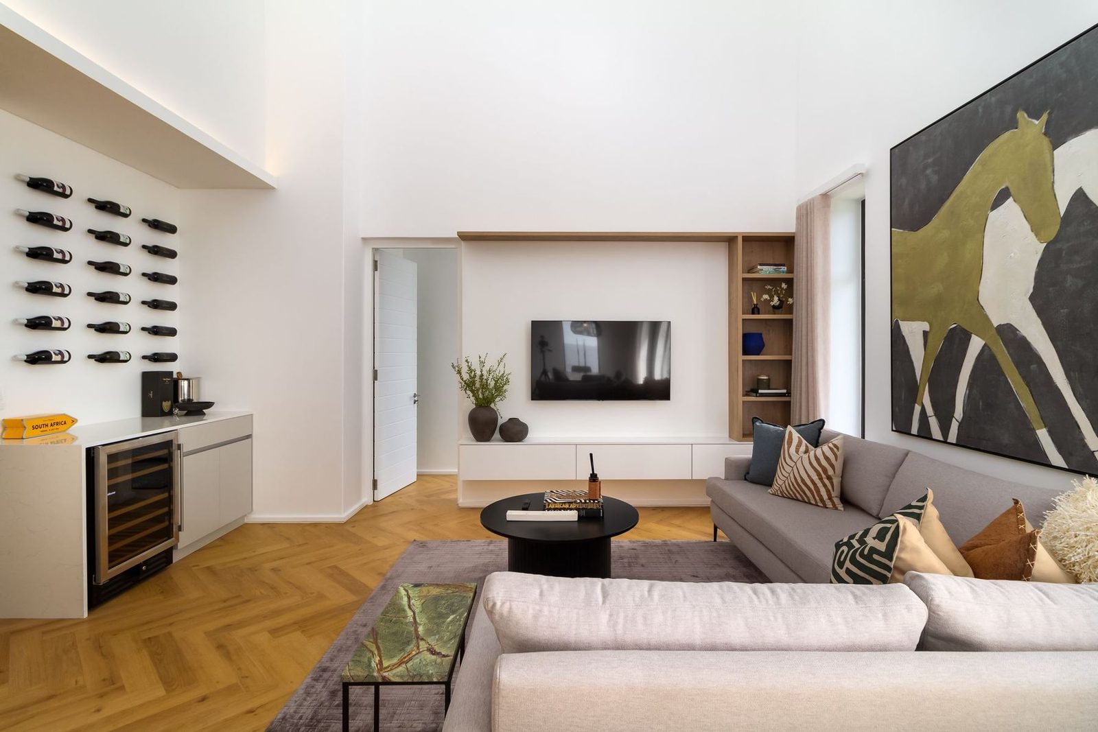 Val de Vie, interior view 4