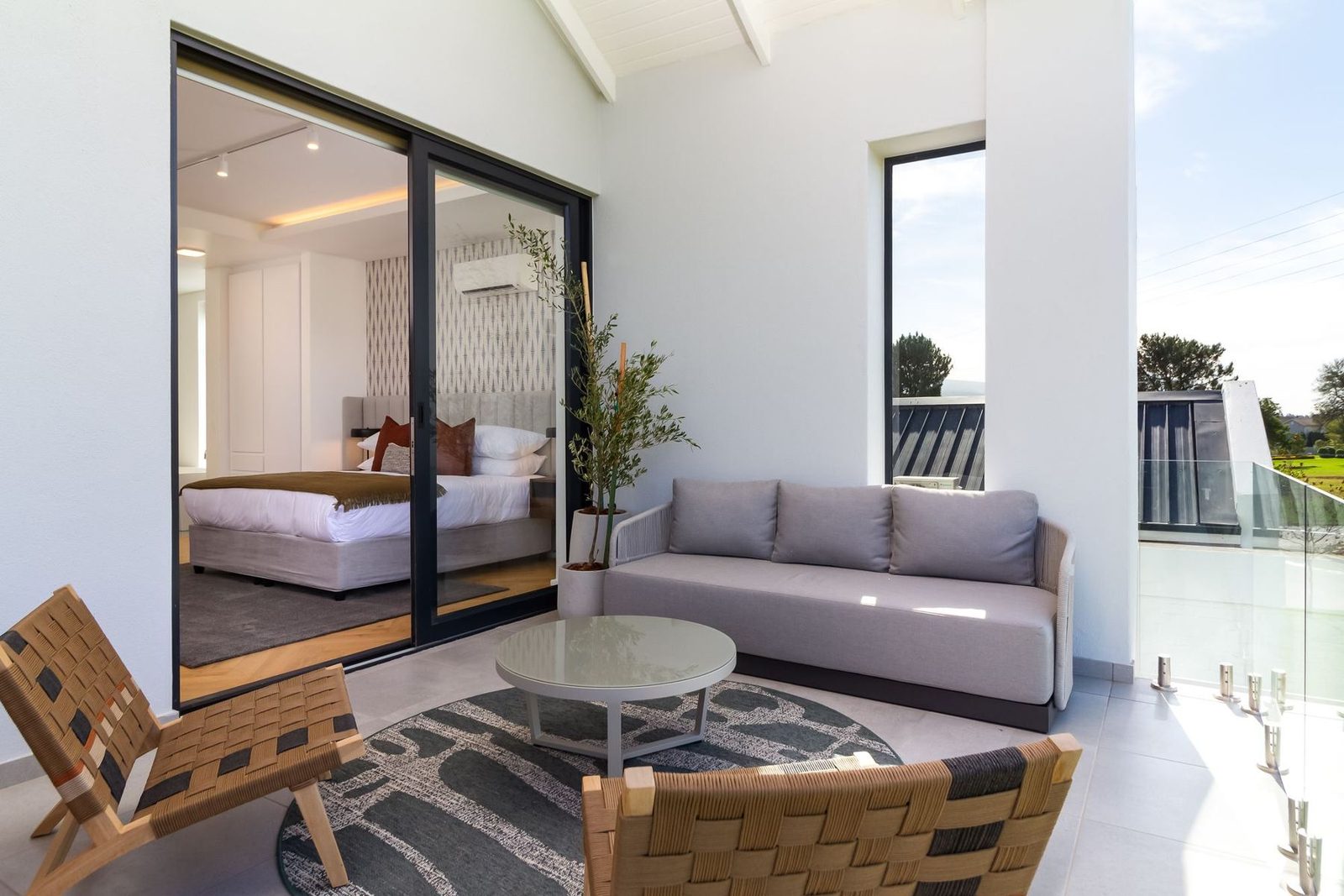 Val de Vie, interior view 11